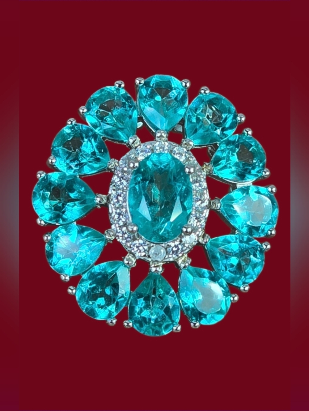 925 Sterling Silver Oval Pendant 1.9x2.1cm with Natural Apatite